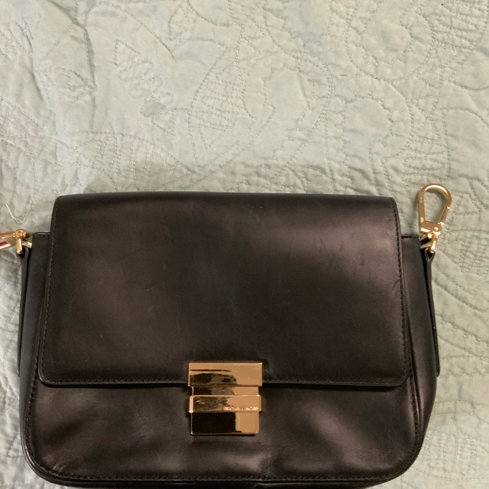 GUC Michael KORS Black Leather Crossbody Bag